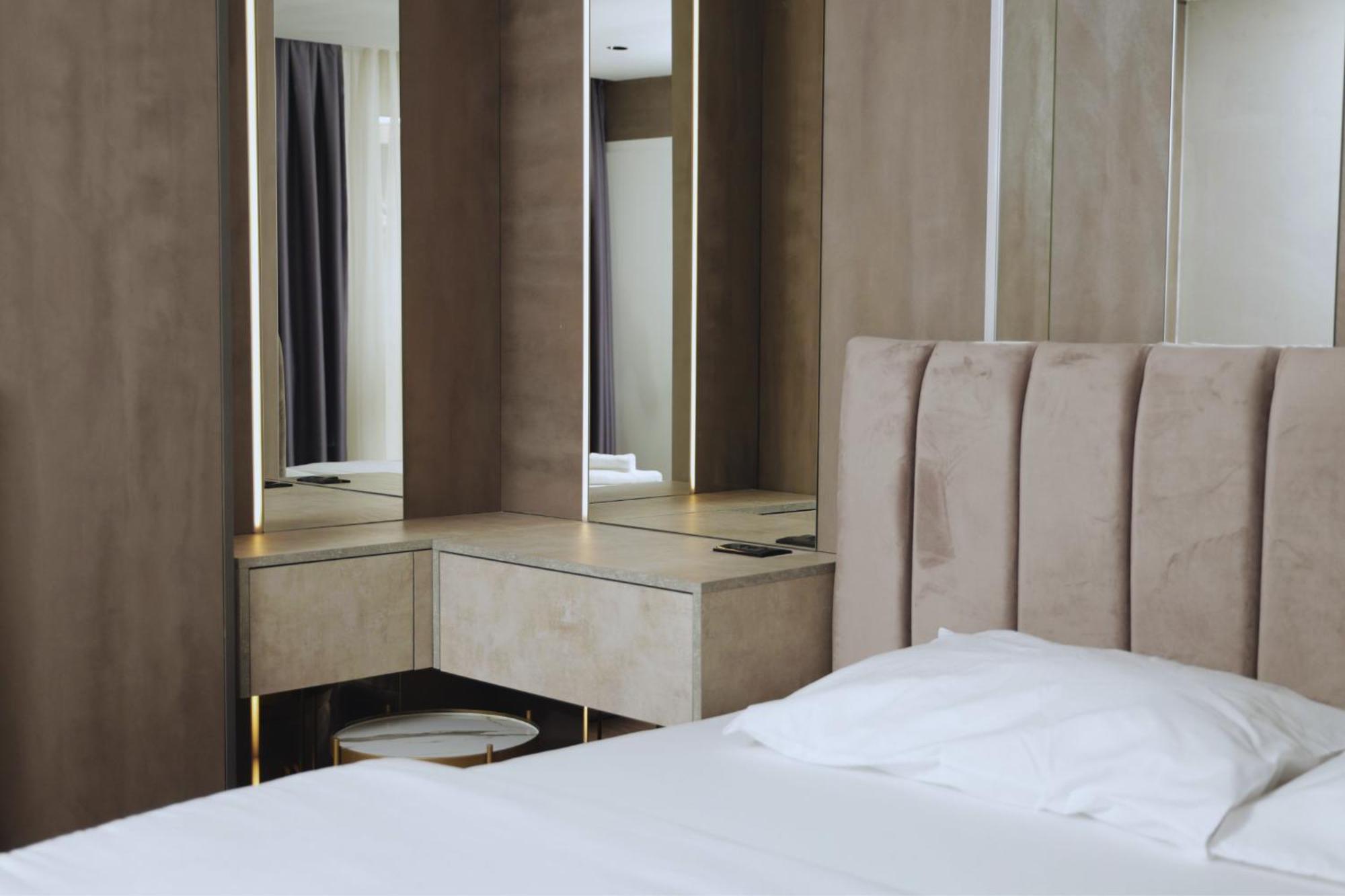 Hotel Solo 127 普里兹伦 外观 照片